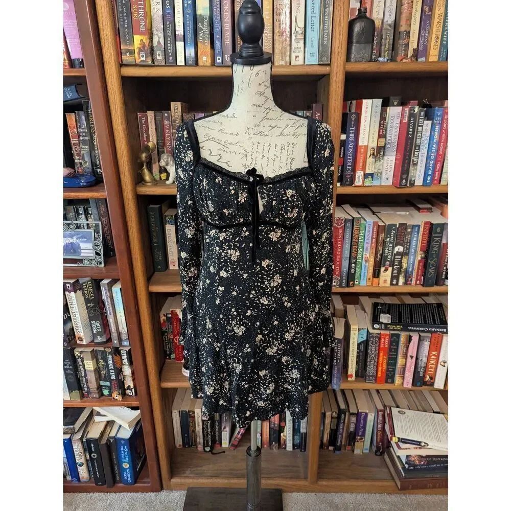Free People Women's Size Small Black Floral Tess Square Neck Mini Dress